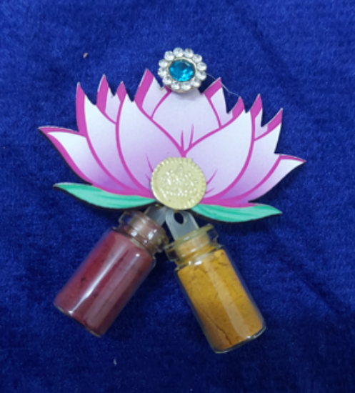 Picture of Lakshmi with Haldi Kumkum and Kasu Coin ( pack of 20 pcs)